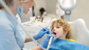 أفضل دكتور أسنان أطفال في جدة